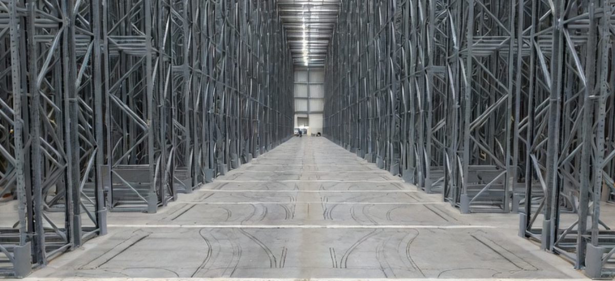 How Concrete Moisture Impacts Robotics Performance in Automated Warehouses